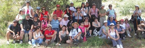 Cuarenta cuevanos participan en una ruta senderista por la Sierra de María